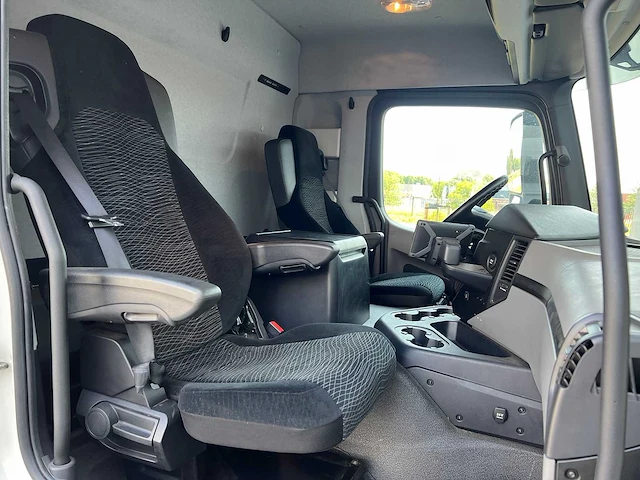 Mercedes-benz antos 2027 truck euro6|navi|airco|dhollandia laadklep 2000 kg| 48-bnk-3 - afbeelding 37 van  39