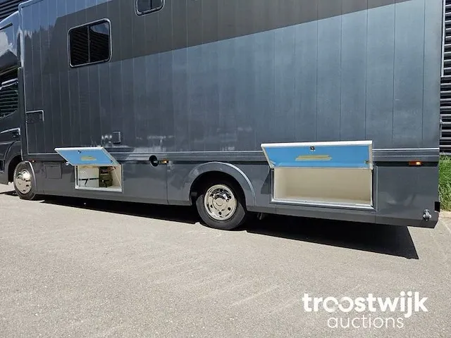 Mercedes-benz atego 3paards paardenvrachtwagen paardentransport met living 83-bfd-2 - afbeelding 3 van  64
