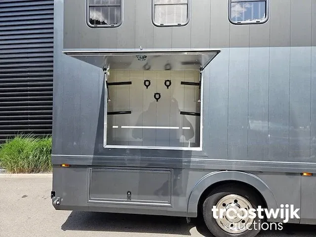 Mercedes-benz atego 3paards paardenvrachtwagen paardentransport met living 83-bfd-2 - afbeelding 7 van  64