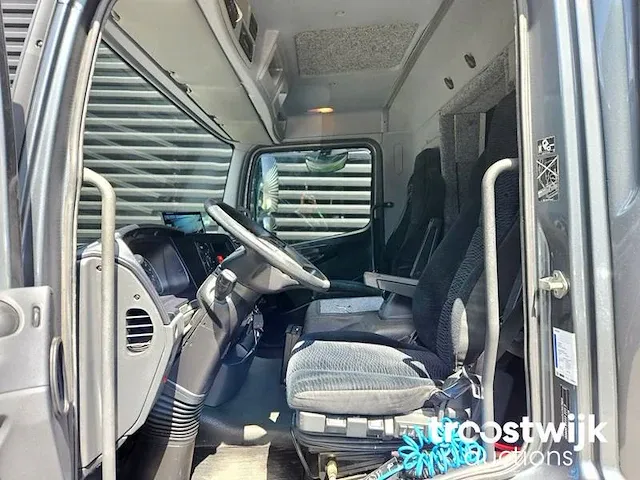 Mercedes-benz atego 3paards paardenvrachtwagen paardentransport met living 83-bfd-2 - afbeelding 43 van  64