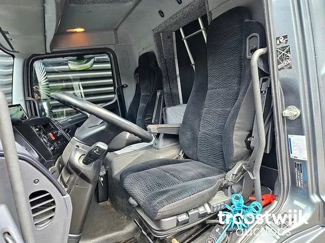 Mercedes-benz atego 3paards paardenvrachtwagen paardentransport met living 83-bfd-2 - afbeelding 44 van  64