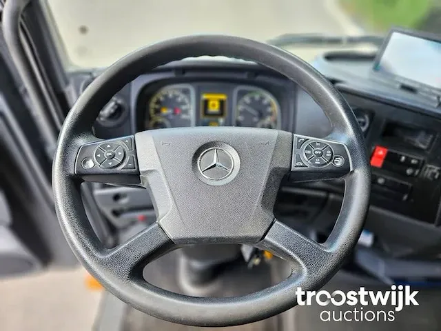 Mercedes-benz atego 3paards paardenvrachtwagen paardentransport met living 83-bfd-2 - afbeelding 48 van  64