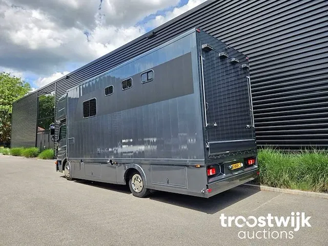 Mercedes-benz atego 3paards paardenvrachtwagen paardentransport met living 83-bfd-2 - afbeelding 64 van  64