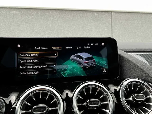 Mercedes-benz b-class 180 amg line | p-471-pl - afbeelding 32 van  57