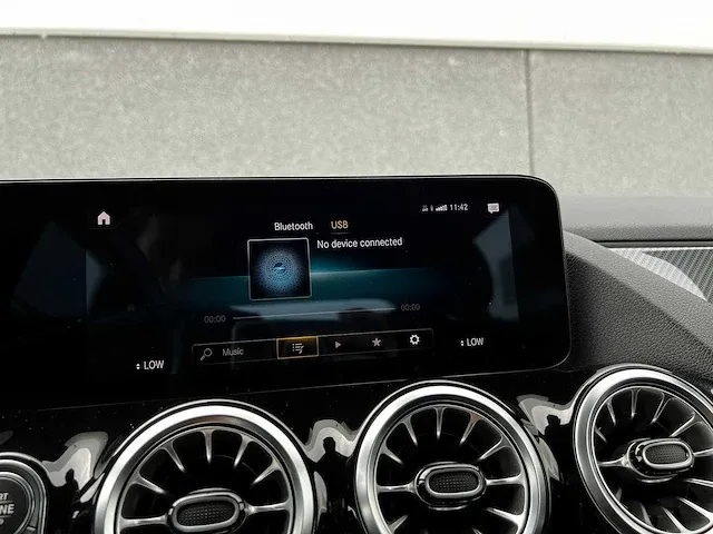Mercedes-benz b-class 180 amg line | p-471-pl - afbeelding 35 van  57
