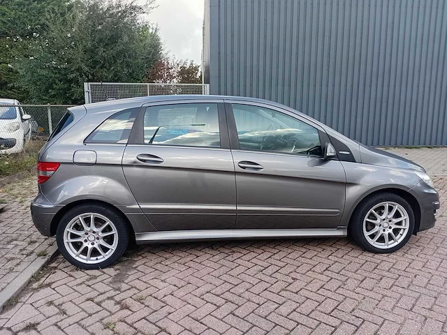 Mercedes-benz b klasse 160 bluee. airco navi cruise, 85-nnx-6 - afbeelding 26 van  29