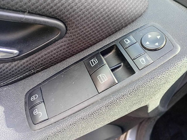 Mercedes-benz b klasse 160 bluee. airco navi cruise, 85-nnx-6 - afbeelding 9 van  29