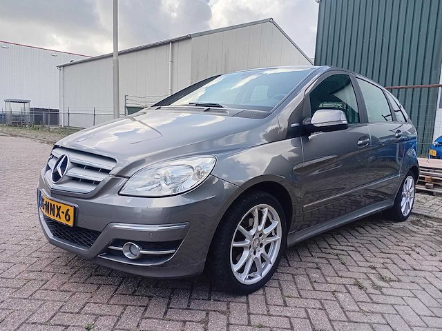 Mercedes-benz b klasse 160 bluee. airco navi cruise, 85-nnx-6 - afbeelding 1 van  29