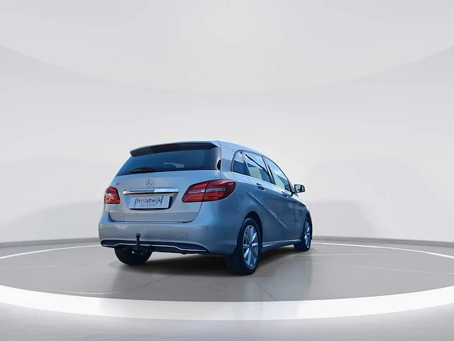 Mercedes-benz b-klasse 180 ambition car 2018 | xb-132-p - afbeelding 32 van  34