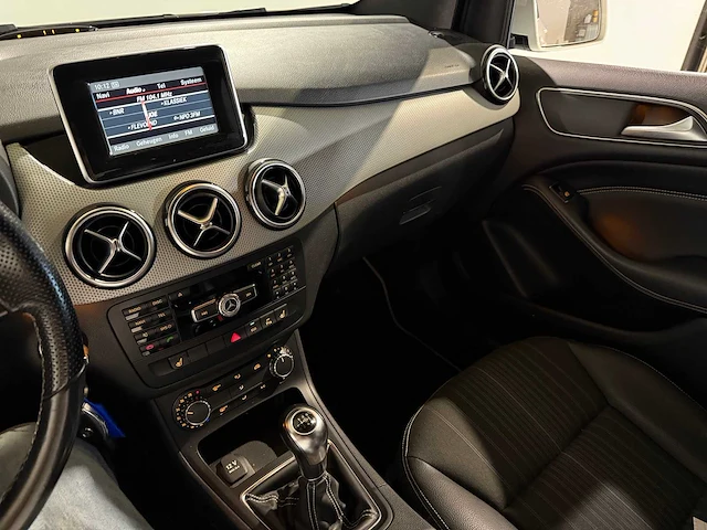 Mercedes-benz b-klasse 180 ambition, g-005-br - afbeelding 3 van  13