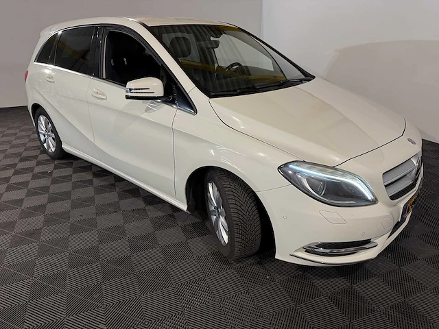 Mercedes-benz b-klasse 180 ambition, g-005-br - afbeelding 10 van  13