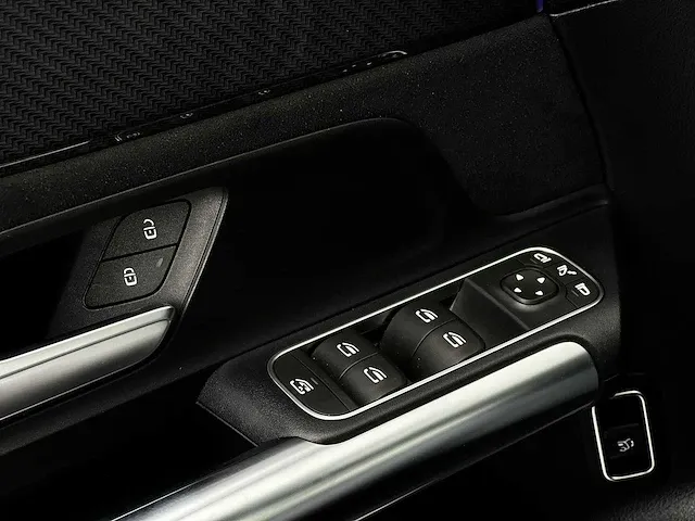 Mercedes-benz b-klasse 180 amg line | p-471-pl - afbeelding 40 van  57