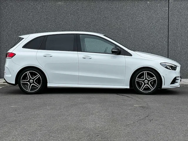 Mercedes-benz b-klasse 180 amg line | p-471-pl - afbeelding 52 van  57