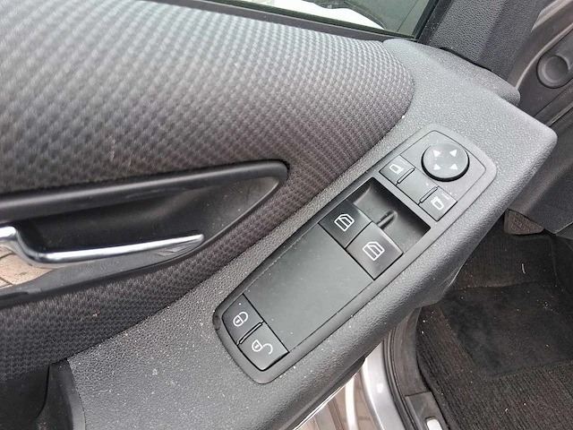 Mercedes-benz b-klasse 180 busines class 2011 | 83-pvr-7 - afbeelding 5 van  31