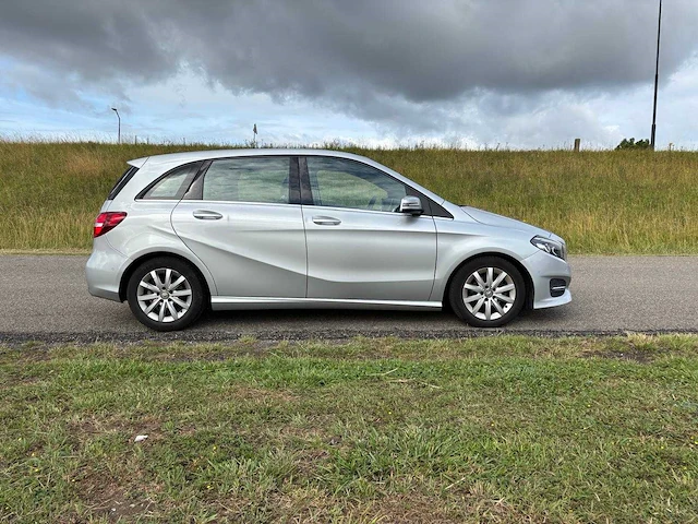 Mercedes-benz b-klasse 180 cdi blue efficiency lease edition 2016 | jr-463-x i - afbeelding 12 van  14