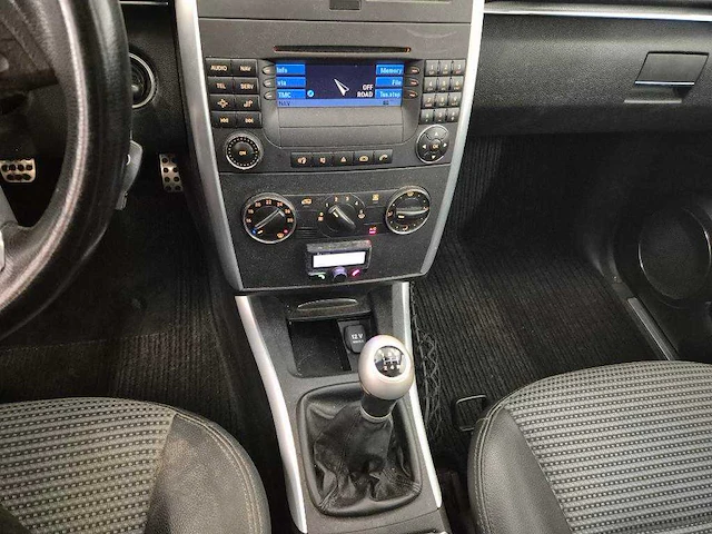 Mercedes-benz b-klasse 200 , 71-zp-zp - afbeelding 2 van  15