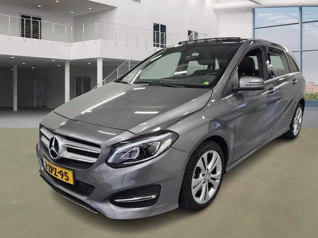 Mercedes-benz b-klasse 200 prestige 2015 | 2-zpz-95 - afbeelding 1 van  27