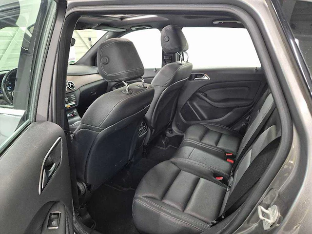 Mercedes-benz b-klasse 200 prestige 2015 | 2-zpz-95 - afbeelding 13 van  27