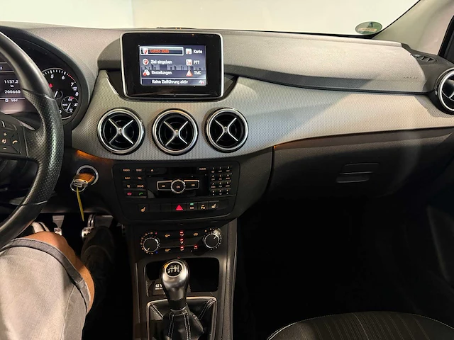 Mercedes-benz b-klasse 200 prestige, s-257-fx - afbeelding 2 van  12