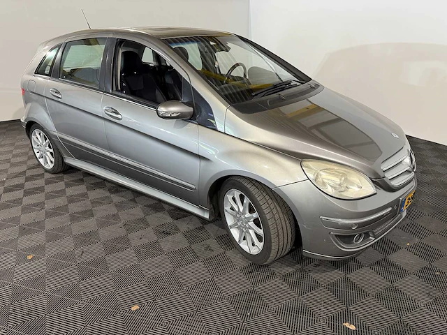 Mercedes-benz b-klasse 200 turbo, 3-snp-58 - afbeelding 9 van  12