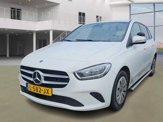 Mercedes-benz b-klasse 200d , l-582-jx - afbeelding 1 van  17