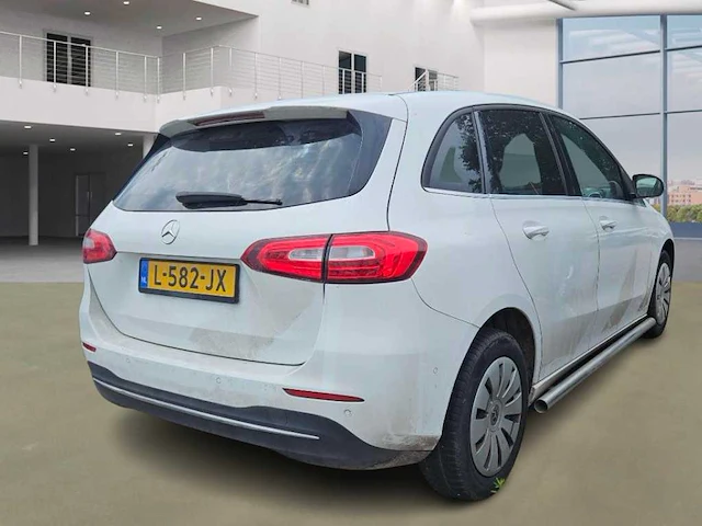 Mercedes-benz b-klasse 200d , l-582-jx - afbeelding 12 van  17