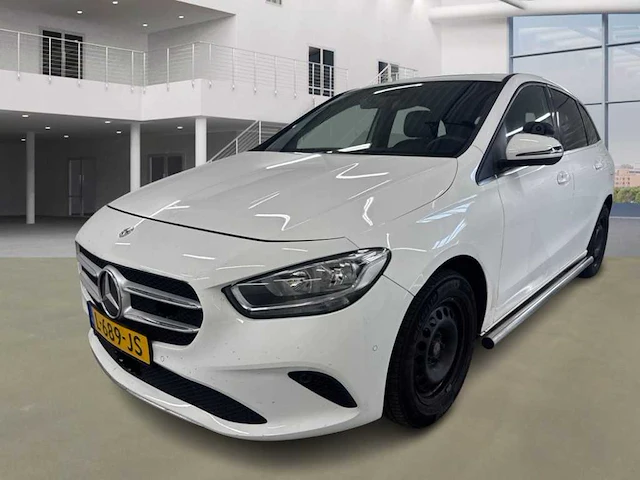 Mercedes-benz b klasse 200d , l-689-js - afbeelding 1 van  16