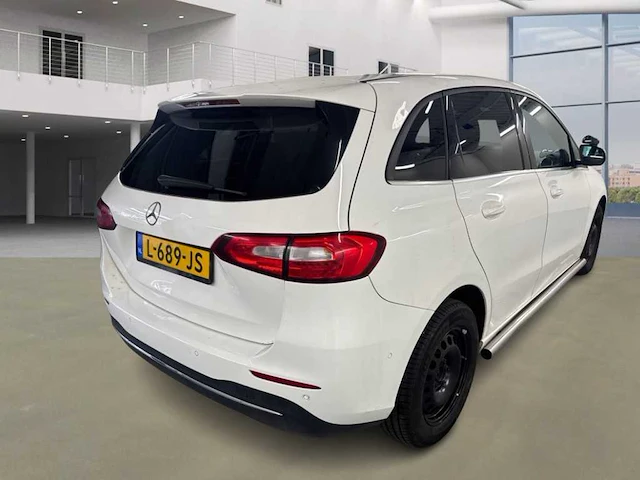 Mercedes-benz b klasse 200d , l-689-js - afbeelding 10 van  16