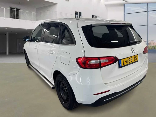 Mercedes-benz b klasse 200d , l-689-js - afbeelding 11 van  16