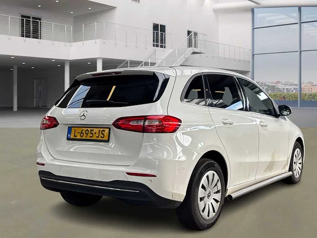 Mercedes-benz b-klasse 200d , l-695-js - afbeelding 8 van  14