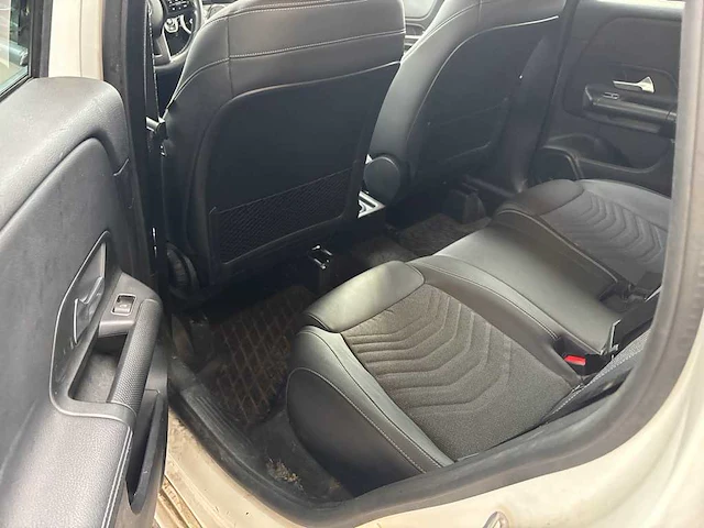 Mercedes-benz b-klasse 200d , l-695-js - afbeelding 11 van  14