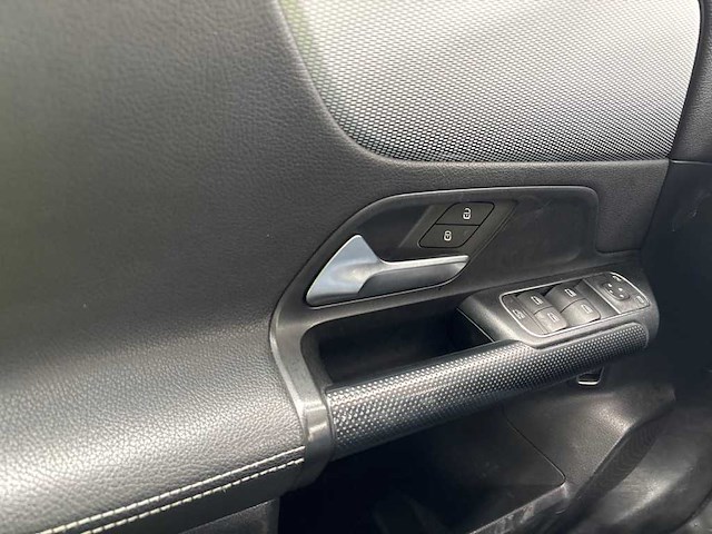 Mercedes-benz b-klasse 200d , l-974-vt - afbeelding 3 van  13