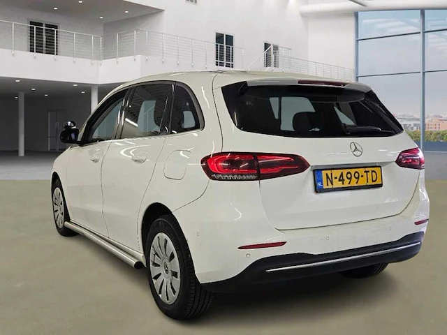 Mercedes-benz b-klasse 200d , n-499-td - afbeelding 11 van  16