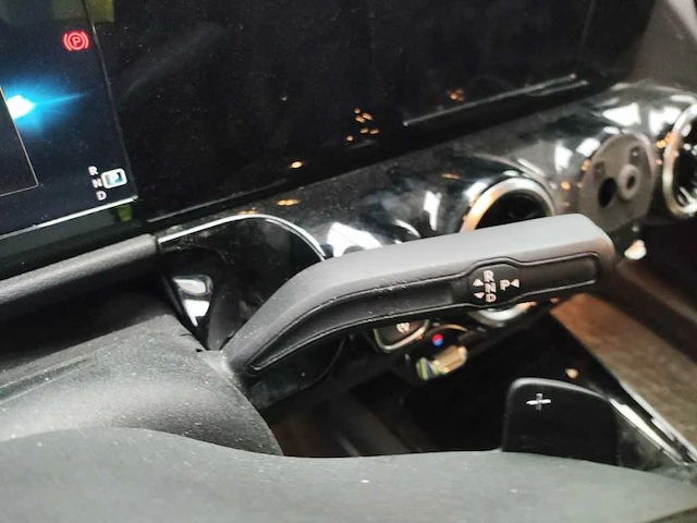 Mercedes-benz b-klasse 200d , p-393-rs - afbeelding 13 van  15