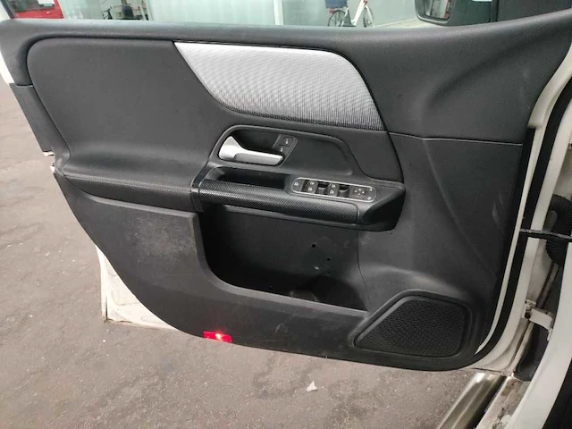 Mercedes-benz b-klasse 200d , p-393-rs - afbeelding 15 van  15