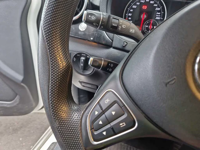 Mercedes-benz b-klasse 220 d ambition , g-333-hg - afbeelding 13 van  13
