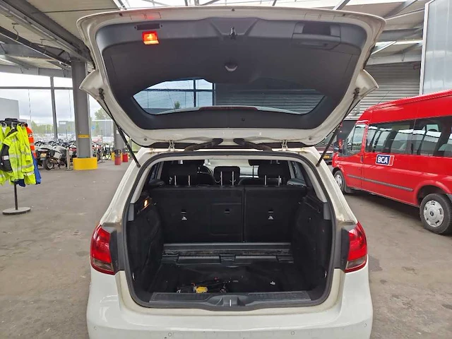 Mercedes-benz b-klasse 220 d ambition , g-333-hg - afbeelding 3 van  13