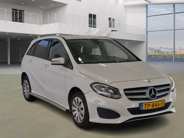 Mercedes-benz b-klasse 220 d ambition , tp-846-d - afbeelding 10 van  17