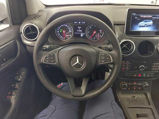 Mercedes-benz b-klasse 220 d ambition , tp-846-d - afbeelding 16 van  17