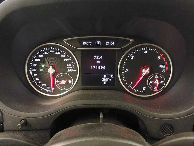 Mercedes-benz b-klasse 220 d ambition , tp-846-d - afbeelding 17 van  17