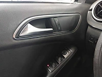 Mercedes-benz b-klasse 220 d ambition , tp-847-d - afbeelding 6 van  18