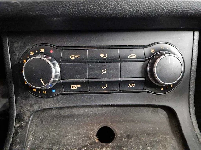 Mercedes-benz b-klasse 220 d ambition , tz-808-v - afbeelding 4 van  19