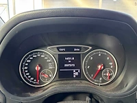 Mercedes-benz b-klasse 220 d ambition , xf-555-g - afbeelding 11 van  12