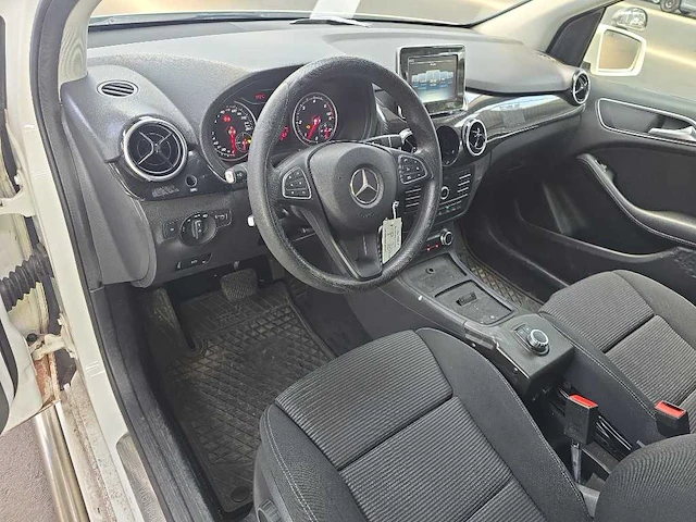 Mercedes-benz b-klasse 220 d ambition , xl-703-z - afbeelding 5 van  14