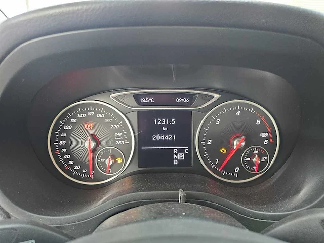 Mercedes-benz b-klasse 220 d ambition , xl-703-z - afbeelding 8 van  14
