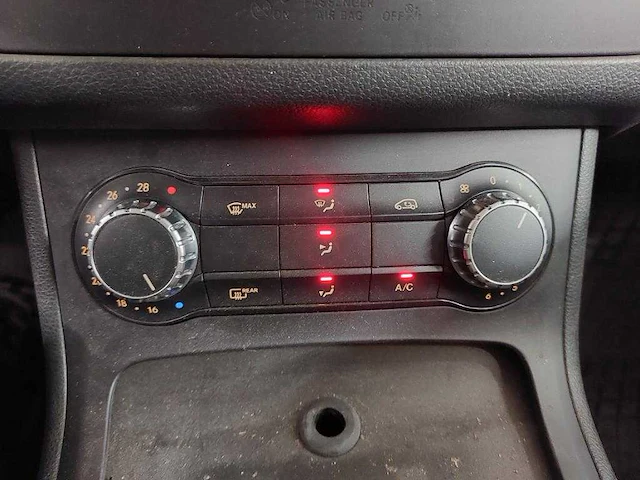 Mercedes-benz b-klasse 220 d ambition , xt-509-g - afbeelding 5 van  16