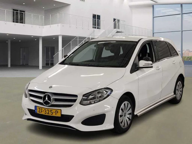Mercedes-benz b-klasse 220 d ambition , zf-325-p - afbeelding 1 van  18