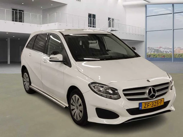 Mercedes-benz b-klasse 220 d ambition , zf-325-p - afbeelding 11 van  18