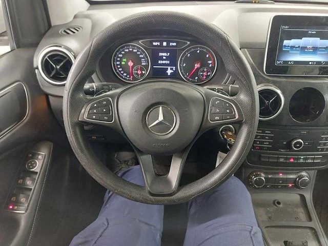 Mercedes-benz b-klasse 220 d ambition , zf-325-p - afbeelding 16 van  18
