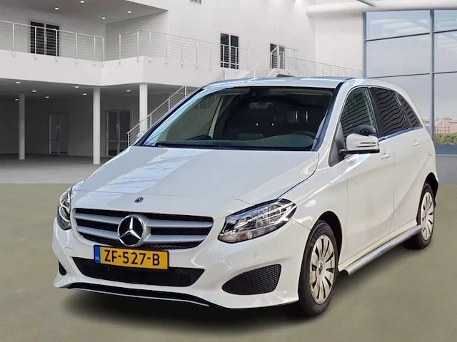 Mercedes benz b-klasse 220 d ambition , zf-527-b - afbeelding 1 van  12